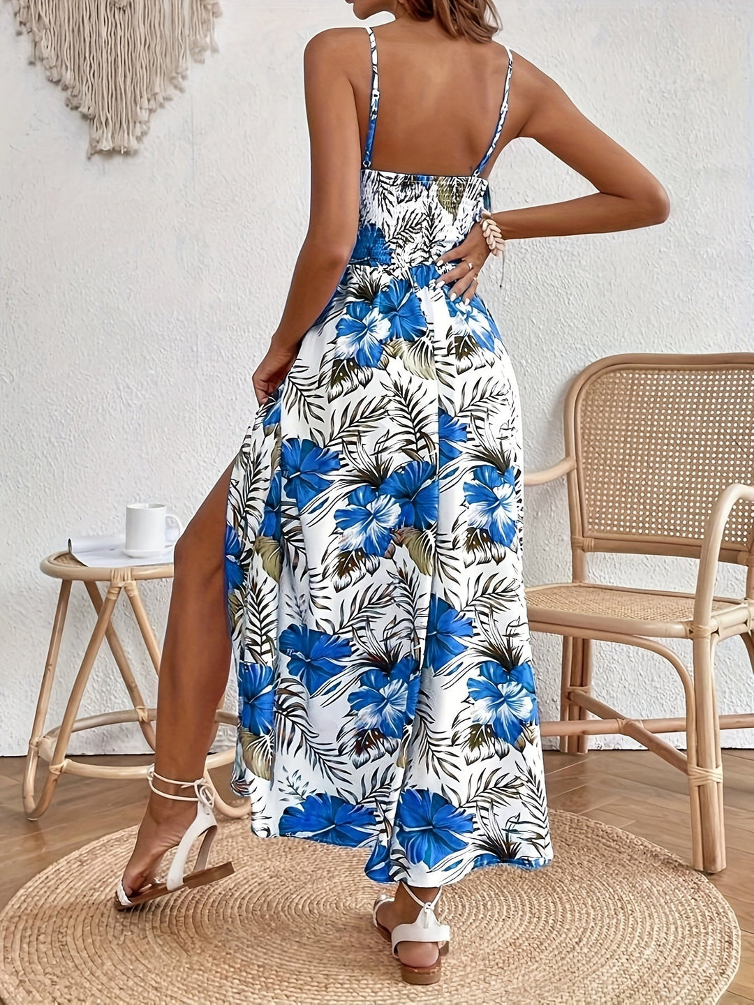 Lorelei - Elegant Floral Dress