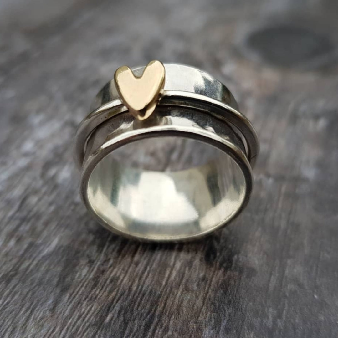 Amara™ | Heart Ring