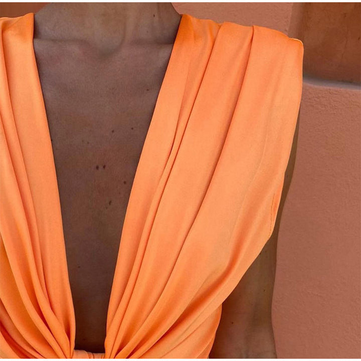 Isabella™ | Deep V