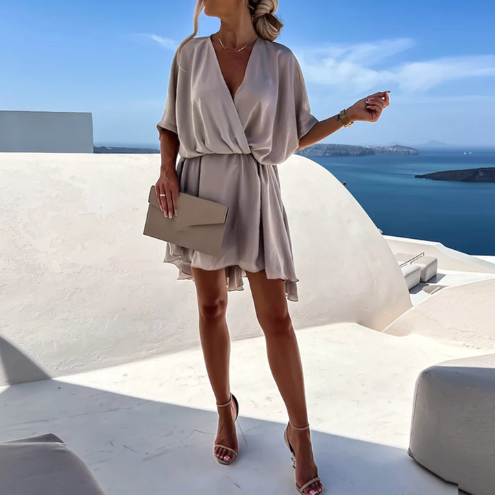 Kiana | Chic Flowy Mini Dress
