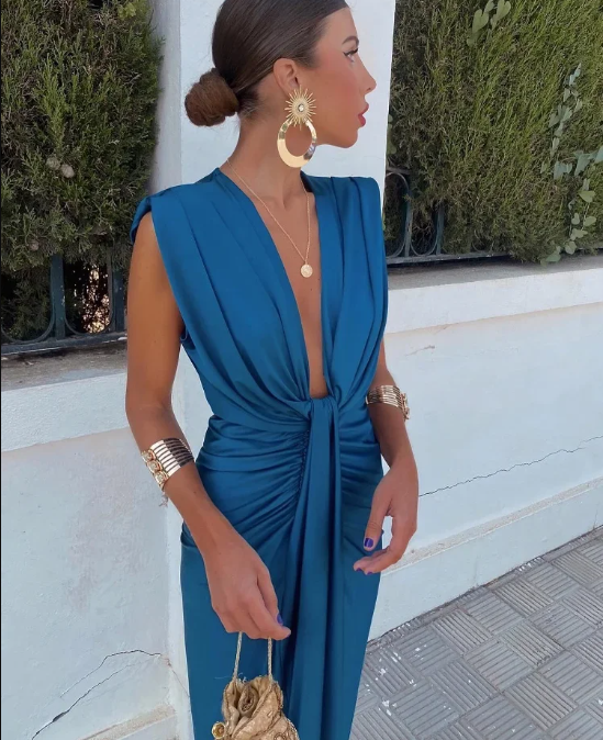 Isabella™ | Deep V